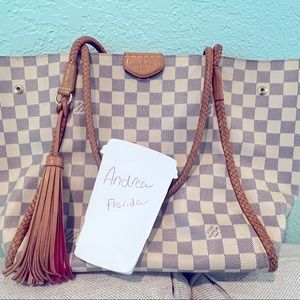 Authentic Louis Vuitton Propriano TJ2177 great pre loved condition